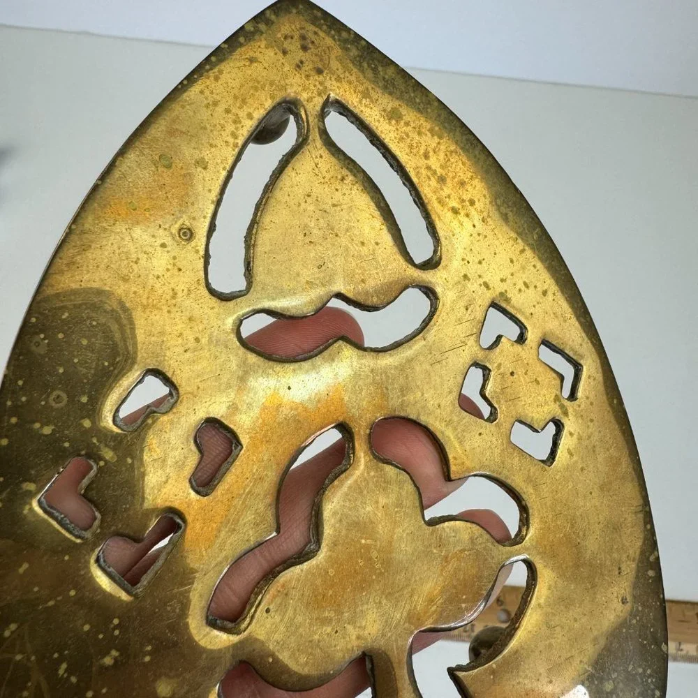 Vtg Gold Plated Colored Footed Trivet Spade Shape w Clover‎ Made in Hong Kong
